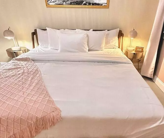 ホテル Peninsula Bed & Cocktails