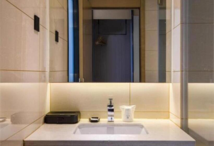 Отель City Comfort Inn Jiaxing Tongxiang Tongxing Avenue