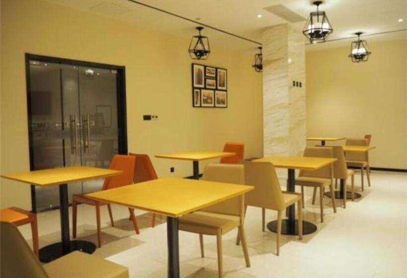 Отель City Comfort Inn Jiaxing Tongxiang Tongxing Avenue