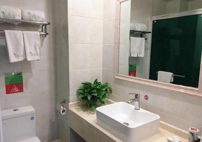 בית מלון כפרי Vatica Jieshou City New Passenger Transport Center