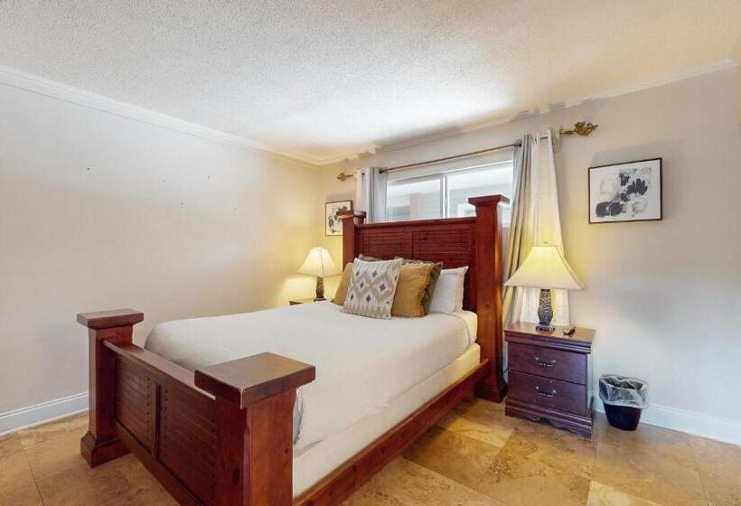 هتل Gulf Terrace 287