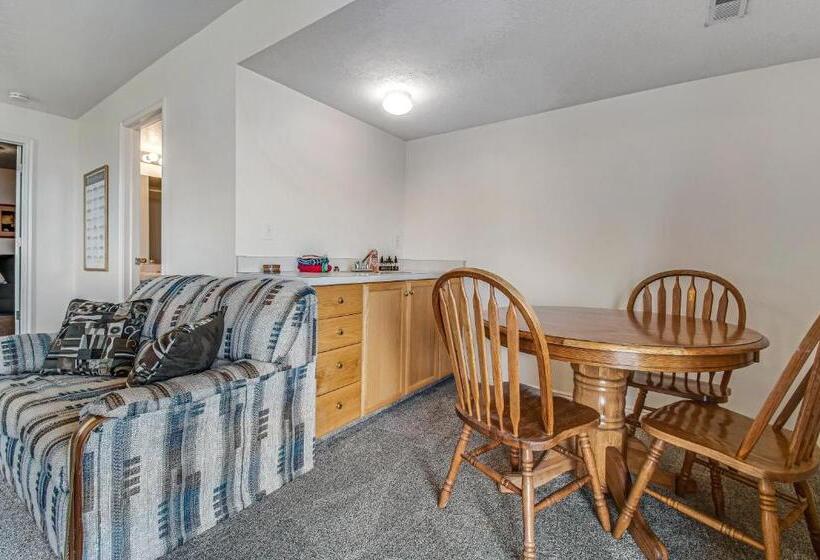 هتل Lakeview Condo 941 1