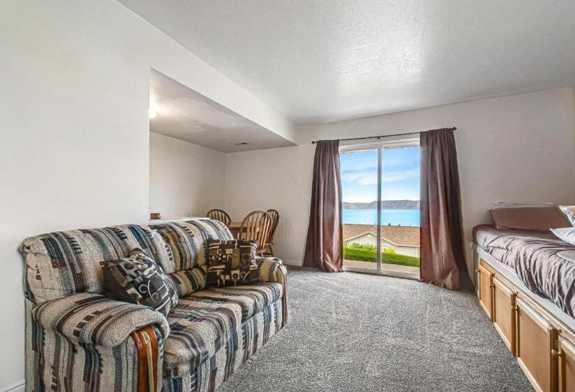 هتل Lakeview Condo 941 1