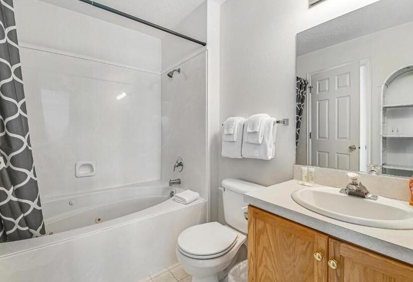 هتل Lakeview Condo 941 1