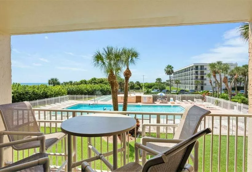 Canaveral Towers