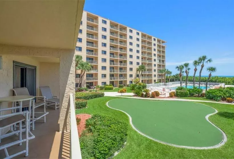 Canaveral Towers