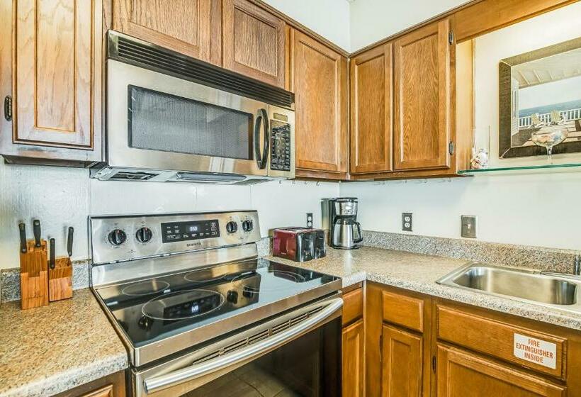 فندق Emerald Shores #3006