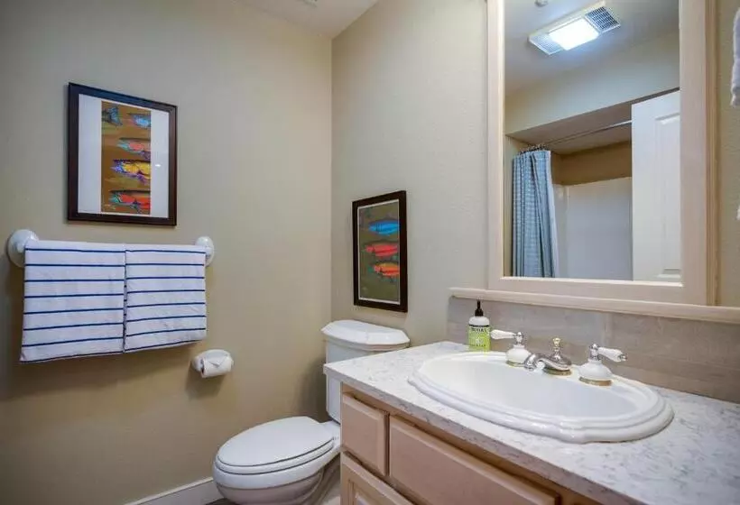 Hotelli Marina Escape