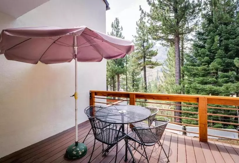 ホテル Squaw Valley Views Condo #15