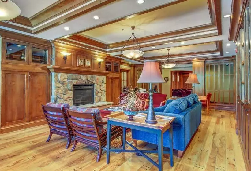 Hotelli Eagle Springs East 201: Horsetail Suite
