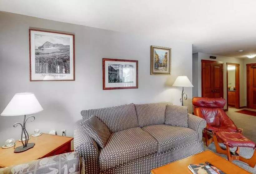 Hotelli Eagle Springs East 201: Horsetail Suite