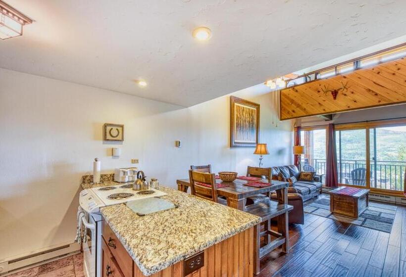 هتل Emerald Views At The West