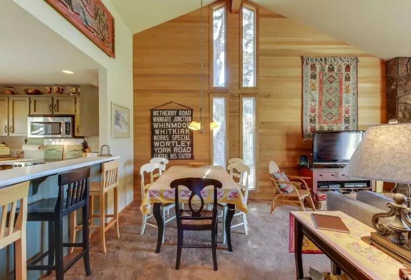 Hotelli Quelah Condo 73 | Discover Sunriver