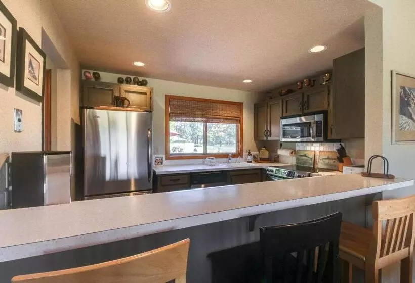 Hotelli Quelah Condo 73 | Discover Sunriver