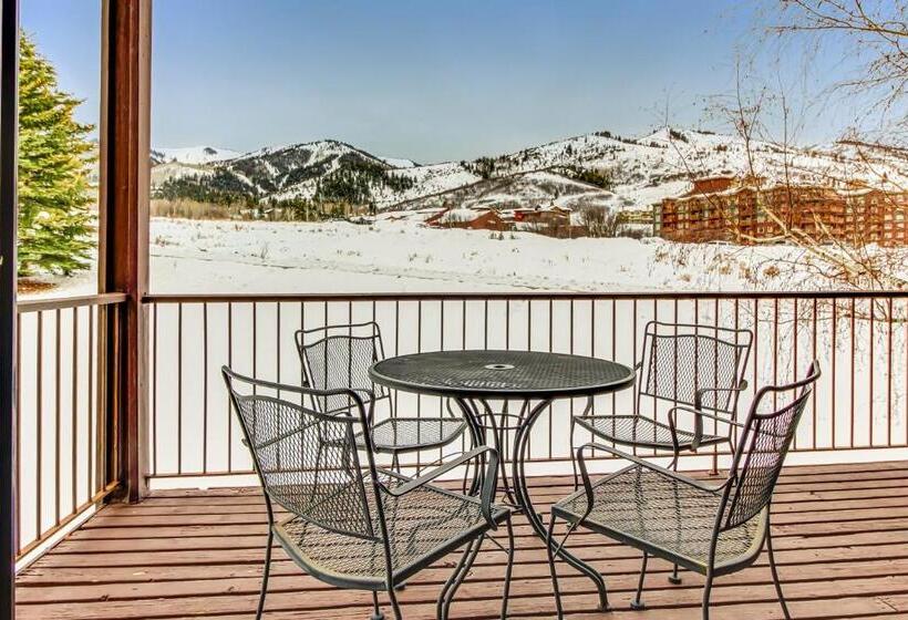 هتل Red Pine Canyons View Condo