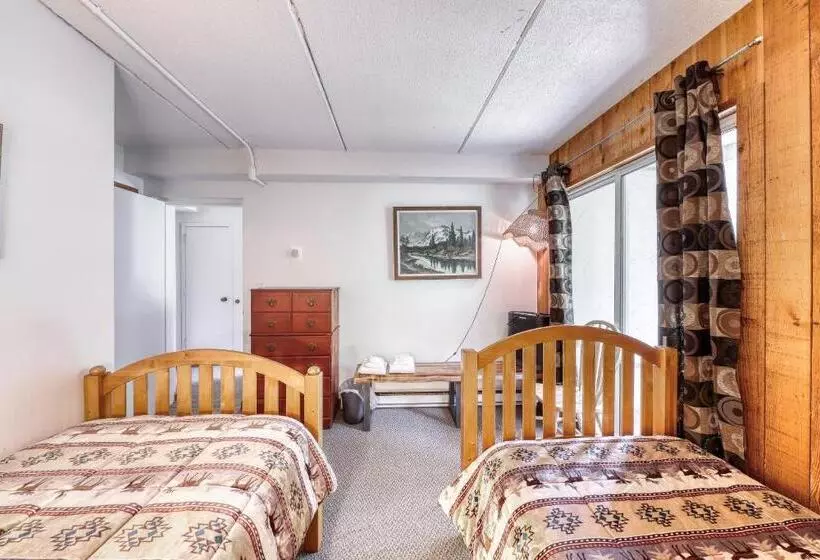 ホテル Cozy Mountainside Condo