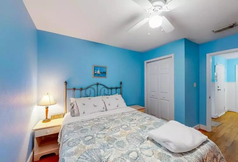 ホテル Holiday Harbour Marina Apartment