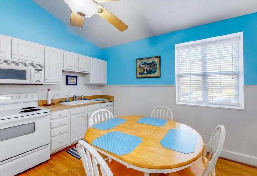 فندق Holiday Harbour Marina Apartment