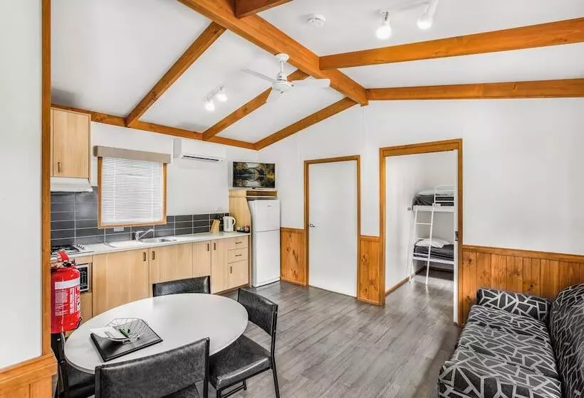 Breeze Holiday Parks   Halls Gap