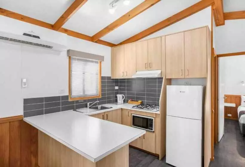 Breeze Holiday Parks   Halls Gap