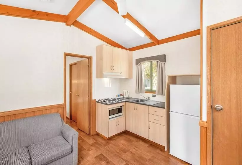 Breeze Holiday Parks   Halls Gap