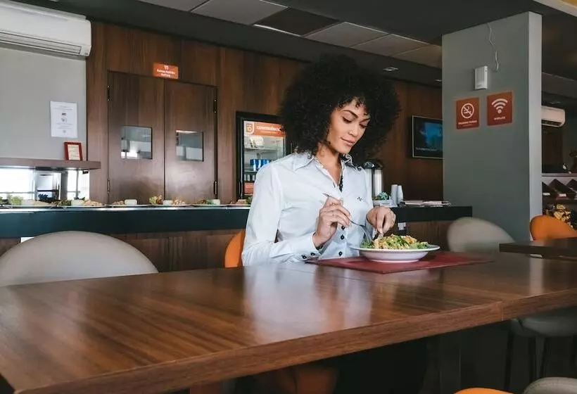 בית מלון כפרי 10 Curitiba