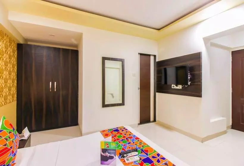 Fabhotel Galaxy Comforts Andheri East