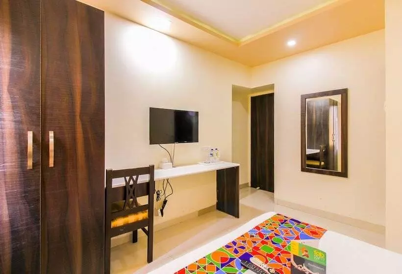 Fabhotel Galaxy Comforts Andheri East