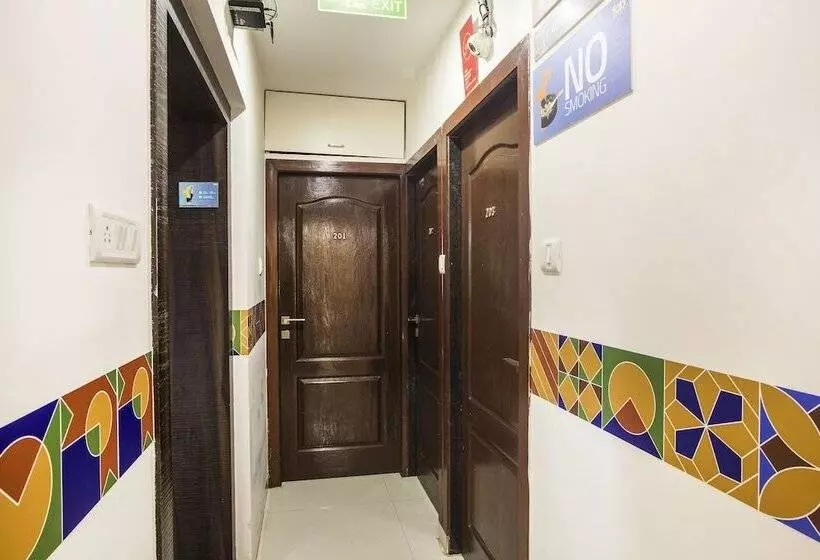 Fabhotel Galaxy Comforts Andheri East