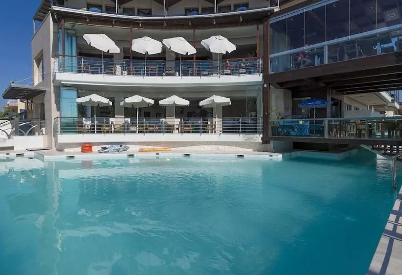 فندق Cosmopolitan