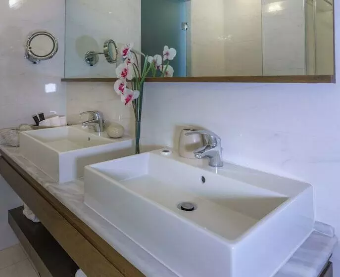 فندق Cosmopolitan