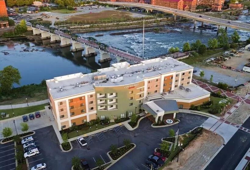 Отель Courtyard By Marriott Columbus Phenix City