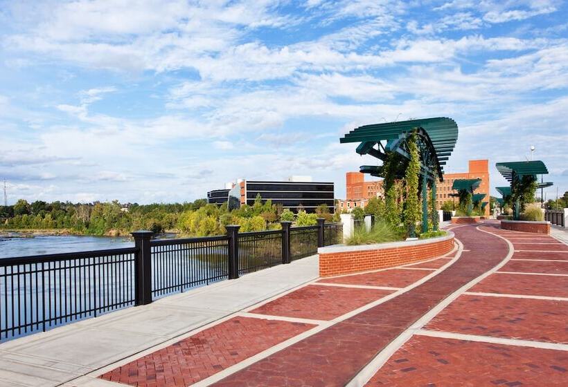 فندق Courtyard By Marriott Columbus Phenix City