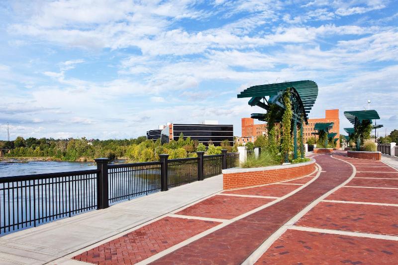 فندق Courtyard By Marriott Columbus Phenix City