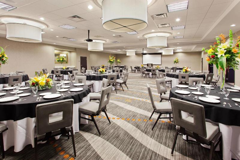 فندق Courtyard By Marriott Columbus Phenix City