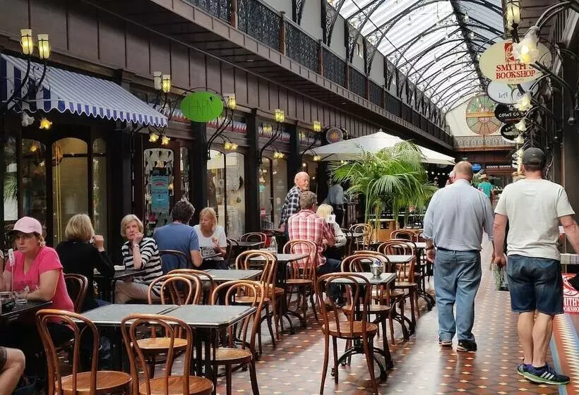 בית מלון כפרי Designer Cottage B&b