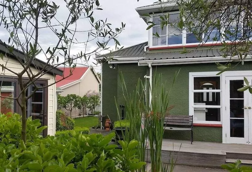 בית מלון כפרי Designer Cottage B&b