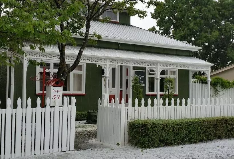 בית מלון כפרי Designer Cottage B&b