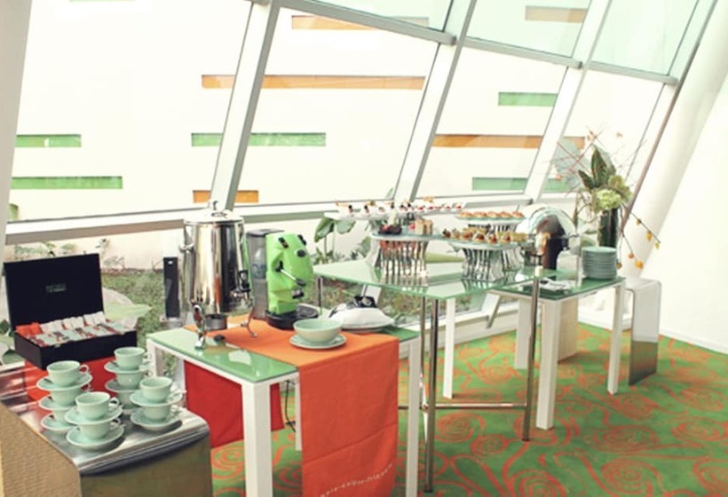 Harris Hotel & Convention Festival Citylink Bandung