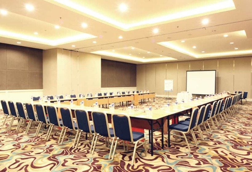 Harris Hotel & Convention Festival Citylink Bandung