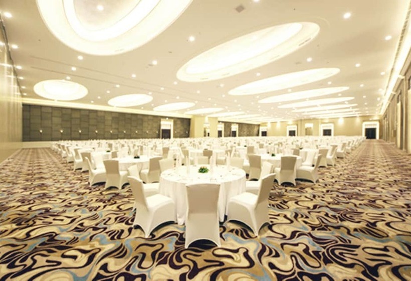 Harris Hotel & Convention Festival Citylink Bandung