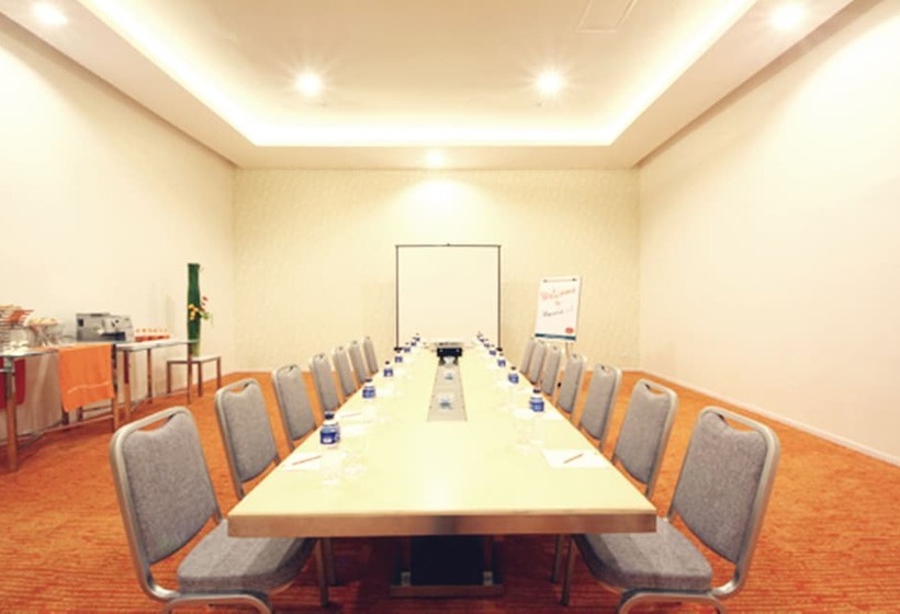 Harris Hotel & Convention Festival Citylink Bandung