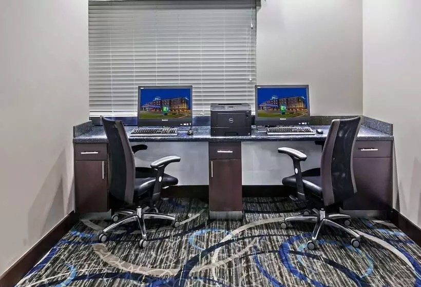 호텔 Holiday Inn Express & Suites Glenpool Tulsa South By Ihg