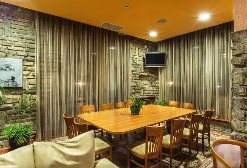 בית מלון כפרי Izvor