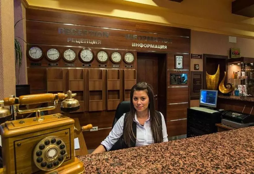 בית מלון כפרי Izvor