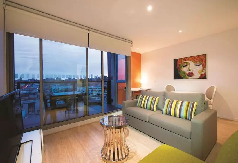 酒店 Oaks Melbourne South Yarra Suites