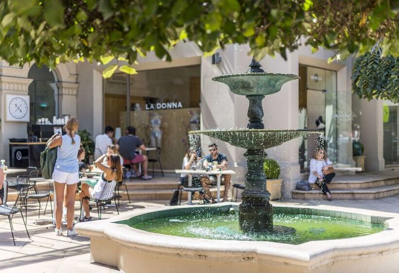 호텔 Oaks Melbourne South Yarra Suites