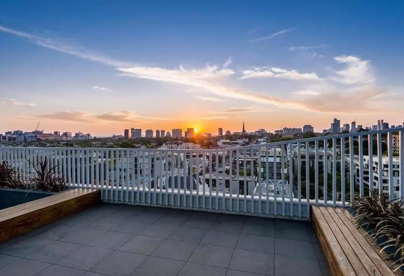 酒店 Oaks Melbourne South Yarra Suites