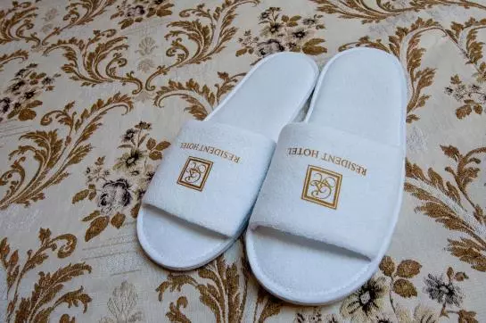 Hotel Resident
