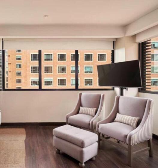 The Artisan D.c. Hotel, Autograph Collection